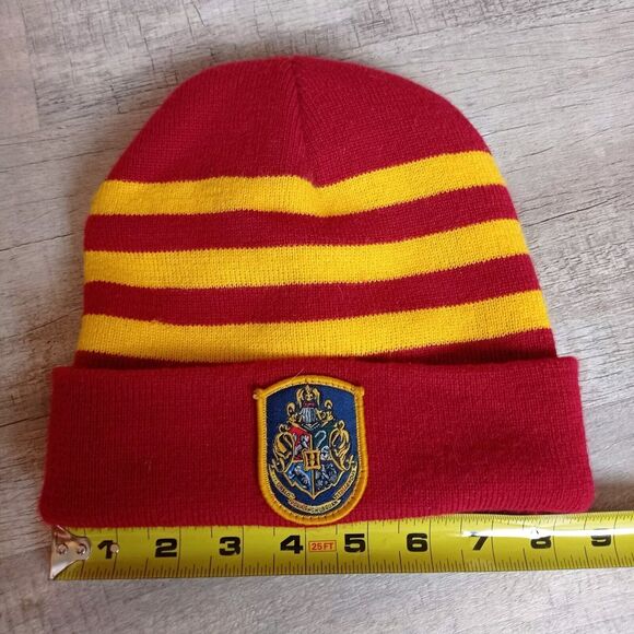 Harry Potter Hogwarts Beanie Hat Scarf Combo Set - Picture 4 of 6